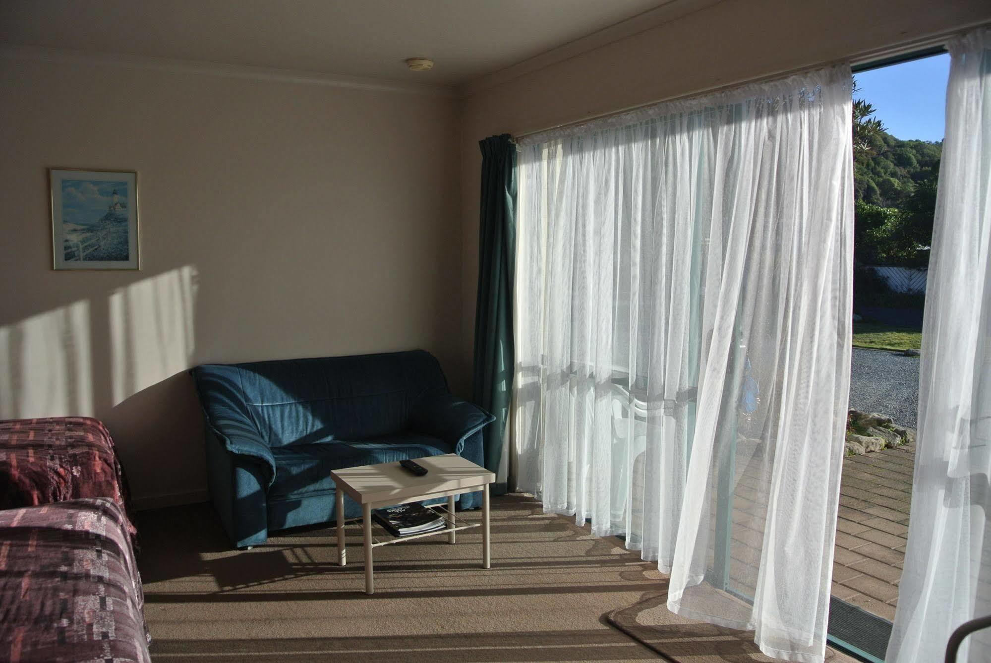 Blue Seas Motel Kaikoura Exterior photo